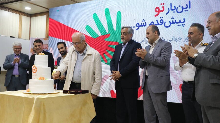 همایش تجلیل و پاسداشت از خیرین و سفیران مهربانی