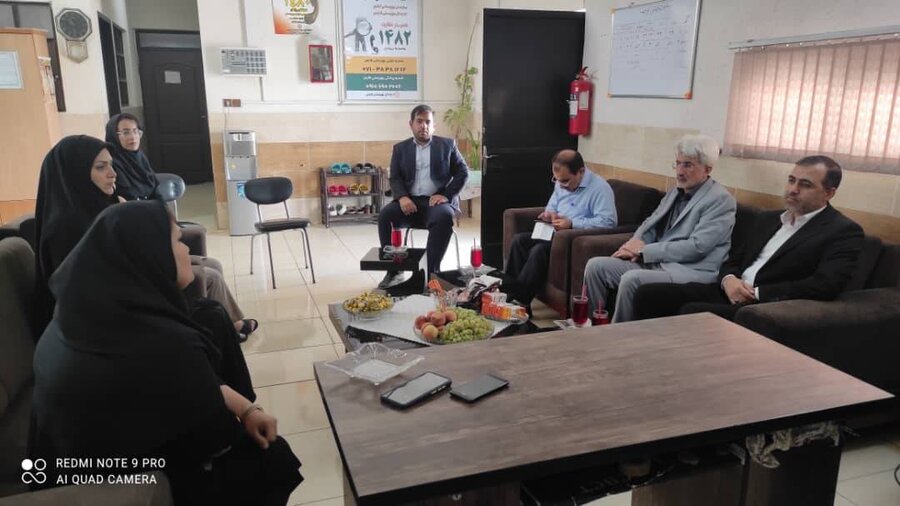 بازدید دکتر حسینی نماینده مردم شریف شیراز و زرقان در مجلس شورای اسلامی از خانه امن در معیت مدیرکل بهزیستی فارس