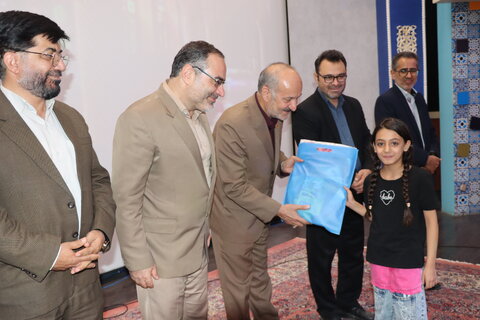 گزارش تصویری اآغاز سال تحصیلی با هدیه‌ای از جنس مهر برای کودکان کار