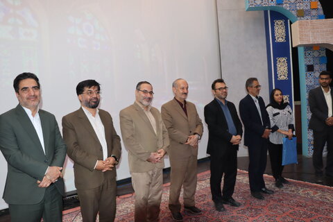 گزارش تصویری اآغاز سال تحصیلی با هدیه‌ای از جنس مهر برای کودکان کار