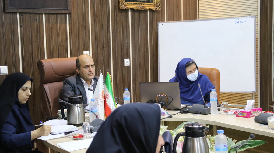 نشست هم اندیشی صاحب نظران حوزه سلامت