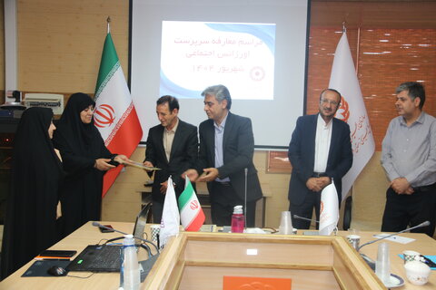 گزارش تصویری/معرفی سرپرست جدید اداره اورژانس اجتماعی و پیشگیری از آسیبهای اجتماعی بهزیستی قم