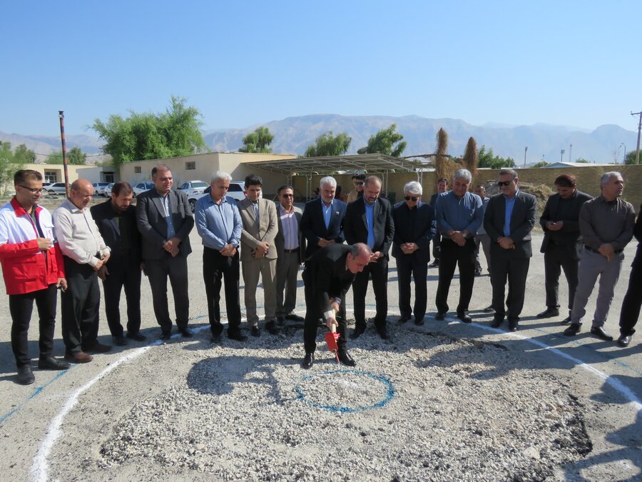 کلنگ احداث مرکز توانبخشی بهزیستی گچساران به زمین زده شد. 