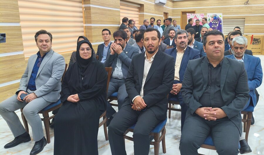 آیین واگذاری جهیزیه، ویلچر و اهدای لوازمالتحریر به جمعی از مددجویان تحت پوشش