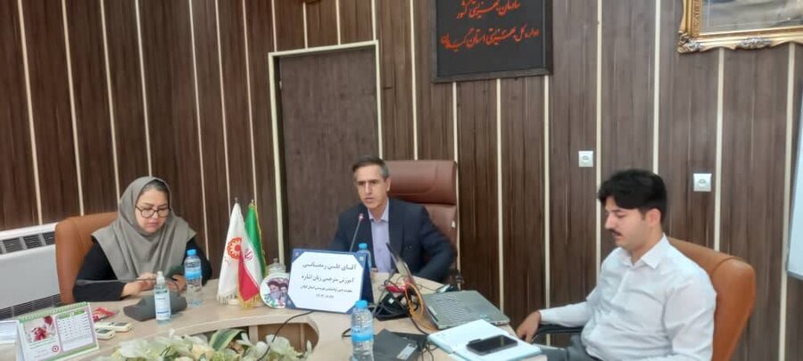 جلسه آموزشی مترجمی زبان اشاره