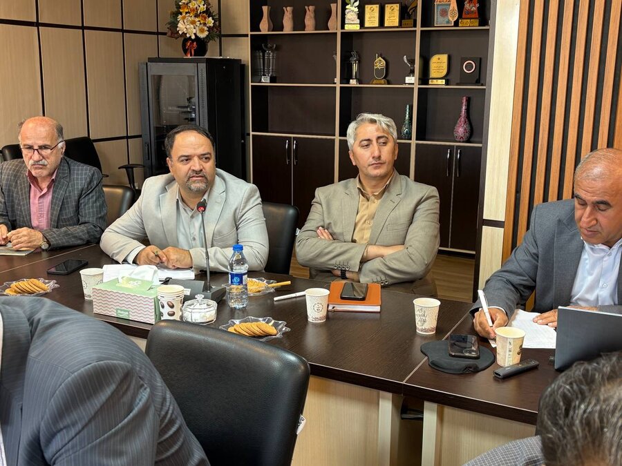 دومین جلسه ستاد هماهنگی و پیگیری مناسب‌سازی استان کردستان برگزار شد 