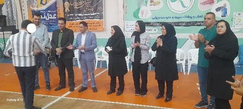 نطنز| جشنواره فرهنگی ورزشی جام بلند همتان بهزیستی در نطنز برگزار شد