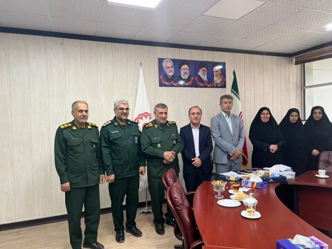 سردار شهابی‌فر،در دیدار با سرپرست اداره‌کل بهزیستی استان بر نقش بی‌بدیل سپاه در خدمت‌رسانی به محرومان و مددجویان تأکید کرد.