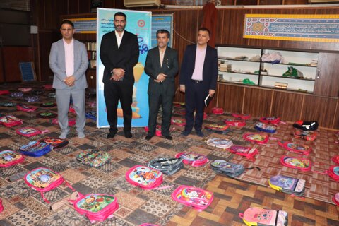 توزیع بیش از ۵ هزار کوله‌پشتی و لوازم‌تحریر میان دانش‌آموزان تحت پوشش بهزیستی خوزستان