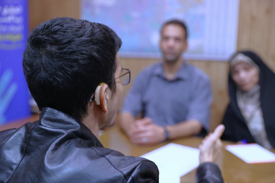 دیدار چهره به چهره رئیس سازمان بهزیستی کشور با ناشنوایان