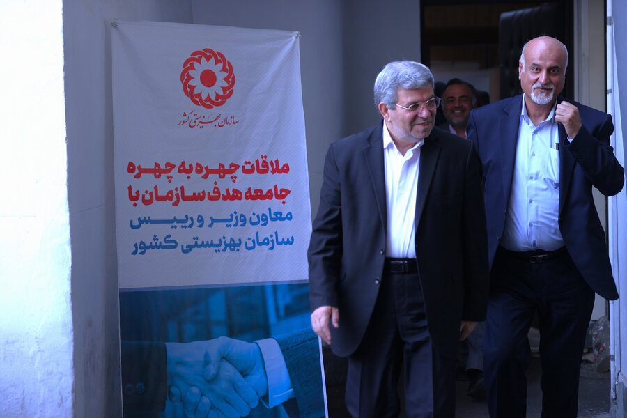 دیدار چهره به چهره رئیس سازمان بهزیستی کشور با ناشنوایان