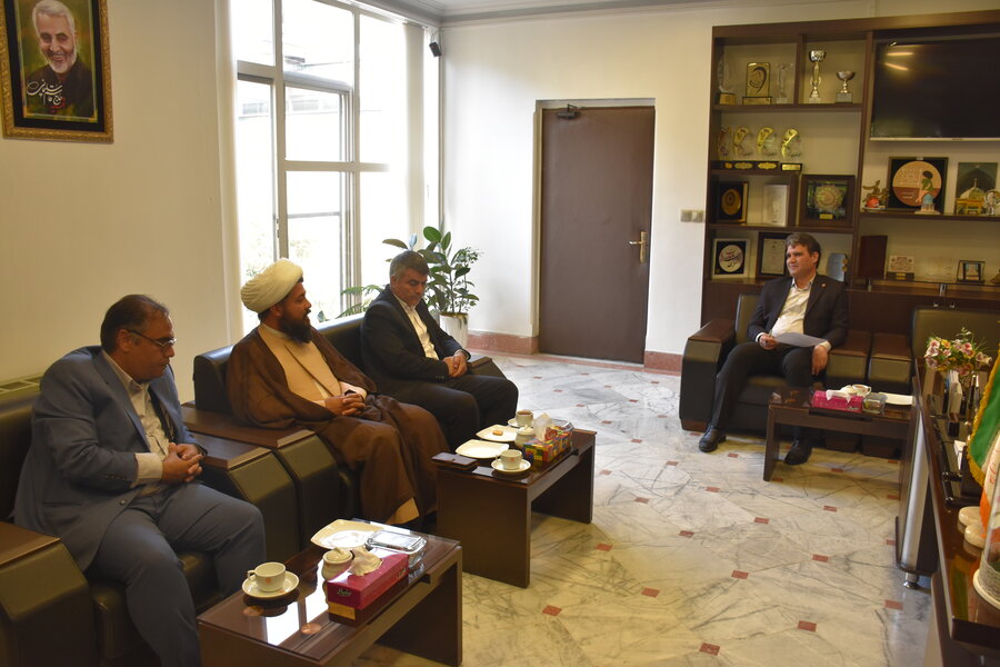 زیرساخت‌های بهزیستی کوهسرخ محور گفت‌وگوی مدیرکل استان و فرماندار