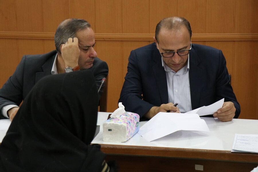 دیدار مدیرکل بهزیستی آذربایجانغربی با توانخواهان ناشنوا در نخستین روز از هفته جهانی ناشنوایان