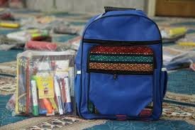 دیلم| توزیع۳۰۰بسته کیف و نوشت افزار بین دانش آموزان تحت پوشش بهزیستی دیلم" در پویش همه حاضر