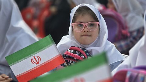 باز آمد بوی ماه مدرسه