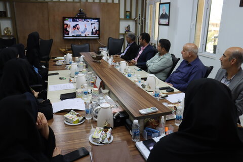 تجلیل از کارکنان و بازنشستگان ایثارگر بهزیستی استان بوشهر