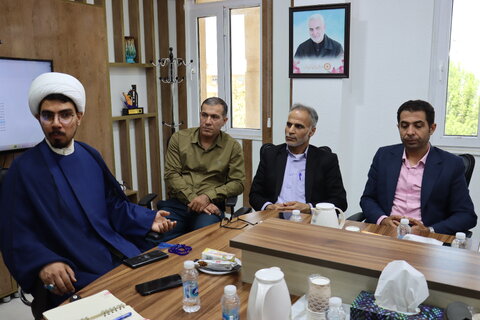 تجلیل از کارکنان و بازنشستگان ایثارگر بهزیستی استان بوشهر