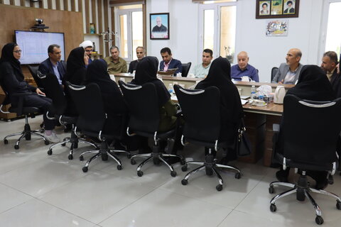 تجلیل از کارکنان و بازنشستگان ایثارگر بهزیستی استان بوشهر