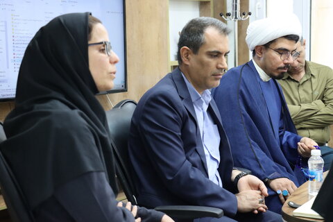 تجلیل از کارکنان و بازنشستگان ایثارگر بهزیستی استان بوشهر