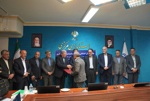 گزارش تصویری ا تقدیر از مدیرعاملین مراکز تحت نظارت بهزیستی استان