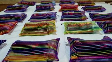 توزیع مرحله سوم پکهای تحصیلی در بین دانشآموزان بهزیستی چالدران