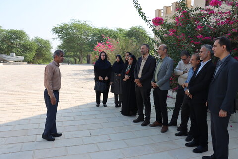 کارکنان بهزیستی بوشهر از موزه دریانوردی خلیج فارس بازدید کردند