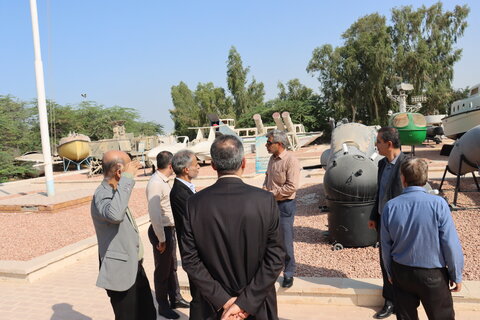 کارکنان بهزیستی بوشهر از موزه دریانوردی خلیج فارس بازدید کردند