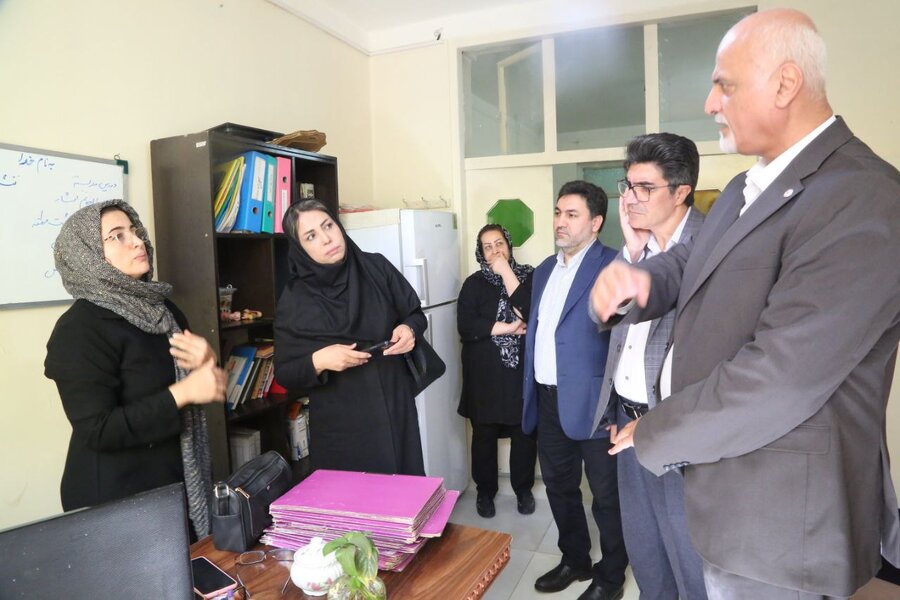 بازدید مسئولان سازمان بهزیستی از مراکز کاهش آسیب/سنگری در برابر آسیب‌های اجتماعی