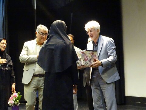 حضور مدیر کل بهزیستی فارس در مراسم روز سالمند