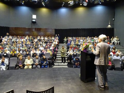 حضور مدیر کل بهزیستی فارس در مراسم روز سالمند