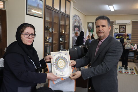 گزارش تصویری  ا نشست خبری مدیر کل بهزیستی استان مرکزی با اصحاب رسانه