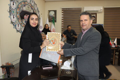 گزارش تصویری  ا نشست خبری مدیر کل بهزیستی استان مرکزی با اصحاب رسانه