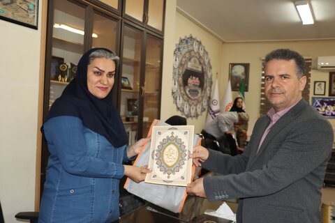 گزارش تصویری  ا نشست خبری مدیر کل بهزیستی استان مرکزی با اصحاب رسانه