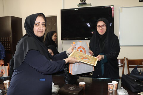 گزارش تصویری  ا نشست خبری مدیر کل بهزیستی استان مرکزی با اصحاب رسانه