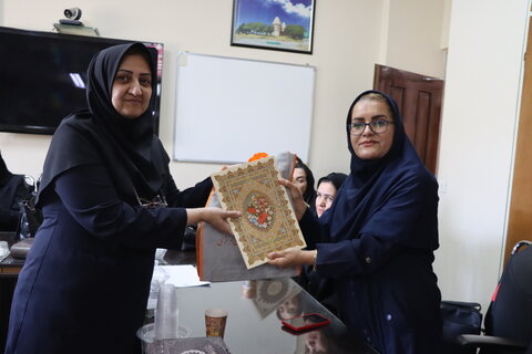 گزارش تصویری  ا نشست خبری مدیر کل بهزیستی استان مرکزی با اصحاب رسانه