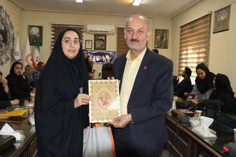 گزارش تصویری  ا نشست خبری مدیر کل بهزیستی استان مرکزی با اصحاب رسانه