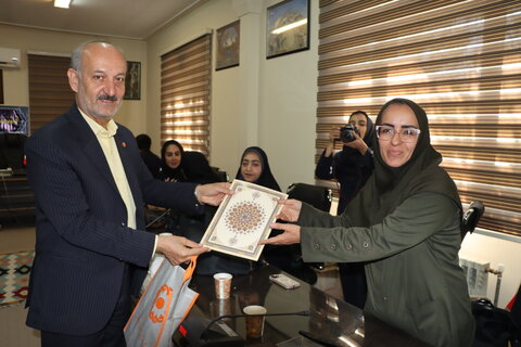 گزارش تصویری  ا نشست خبری مدیر کل بهزیستی استان مرکزی با اصحاب رسانه