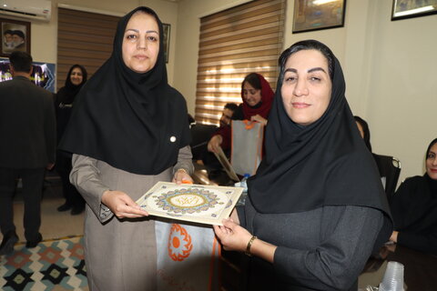 گزارش تصویری  ا نشست خبری مدیر کل بهزیستی استان مرکزی با اصحاب رسانه