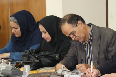 گزارش تصویری  ا نشست خبری مدیر کل بهزیستی استان مرکزی با اصحاب رسانه