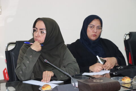 گزارش تصویری  ا نشست خبری مدیر کل بهزیستی استان مرکزی با اصحاب رسانه