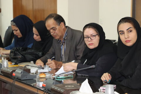 گزارش تصویری  ا نشست خبری مدیر کل بهزیستی استان مرکزی با اصحاب رسانه