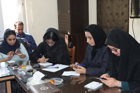 گزارش تصویری  ا نشست خبری مدیر کل بهزیستی استان مرکزی با اصحاب رسانه