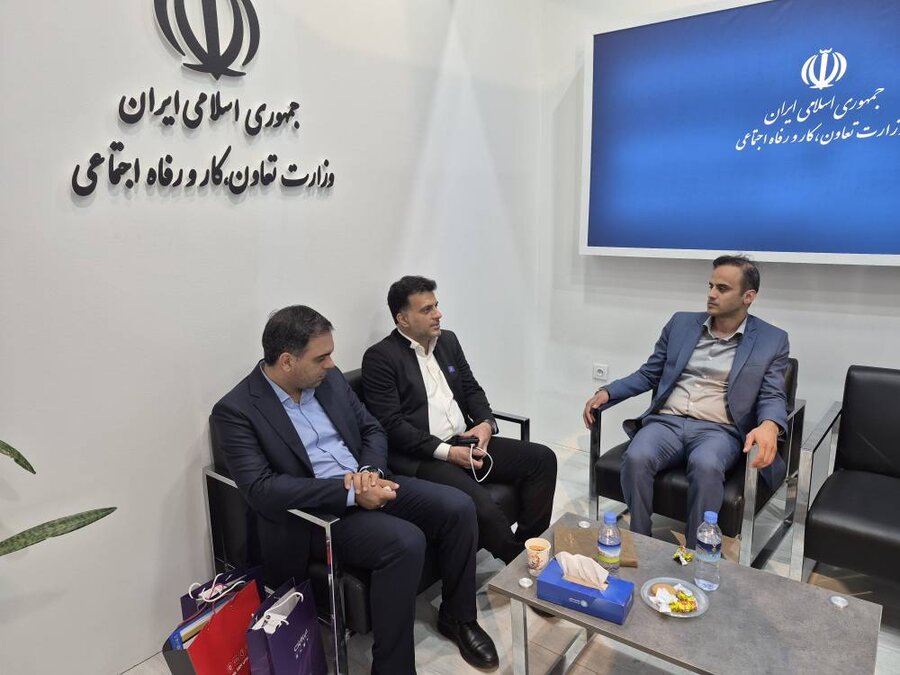 غرفه سازمان بهزیستی کشور در بیست و هشتمین نمایشگاه الکامپ