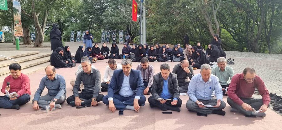 مراسم معنوی غبارروبی گلزار شهدای گمنام و قرائت زیارت عاشورا با حضور مدیرکل و کارکنان ستادی و شهرستانی بهزیستی استان  گلستان برگزار شد