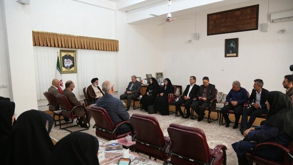 در رسانه| افزایش تسهیلات اشتغالزایی مددجویان بهزیستی در دستور کار قرار گیرد