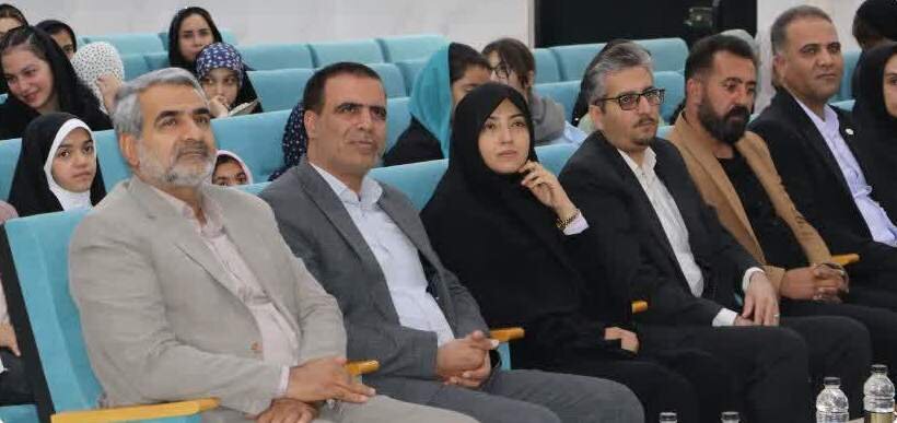 مبارکه| مانا، گام مهم در افزایش آگاهی، مهارت‌های زندگی و تاب‌آوری اجتماعی نوجوانان