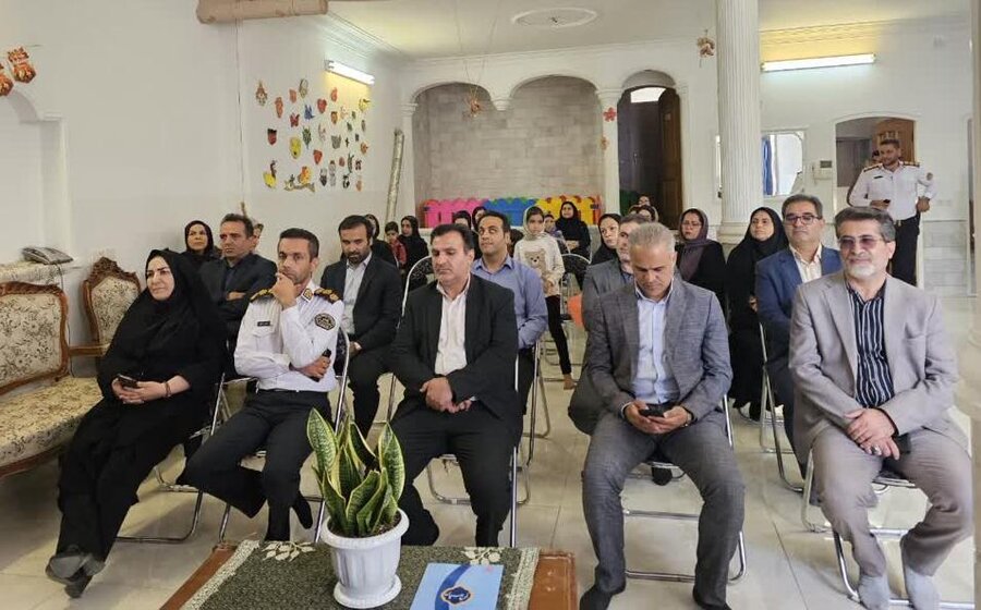 کاشان| بازدید مسئولان از مرکز مادر و کودک ناشنوای سمیع