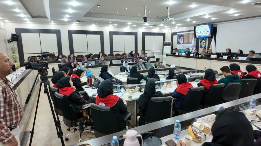 با حضور متخصصین؛ نشست تخصصی اختلالات شنوایی در سنندج برگزار شد