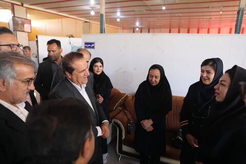 گزارش تصویری| بازدید استاندار ایلام از سرای سالمندان