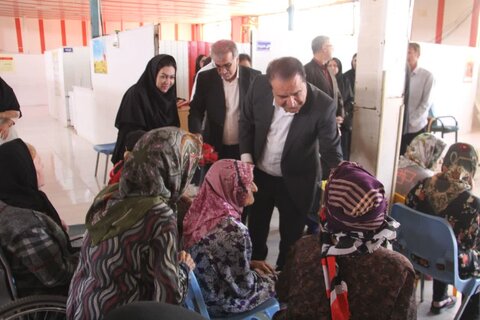 گزارش تصویری| بازدید استاندار ایلام از سرای سالمندان